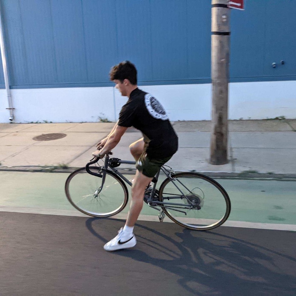 Meet your seller, Harry